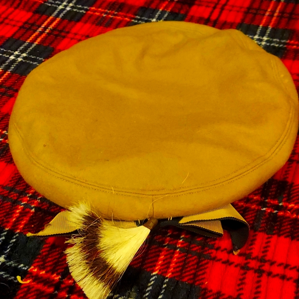 Adolfo II ladies hat